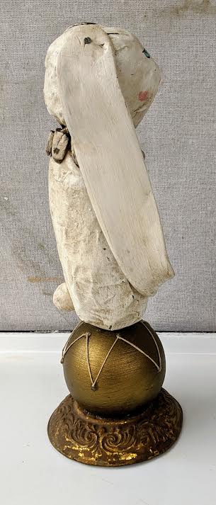 bunny on gold ball picture