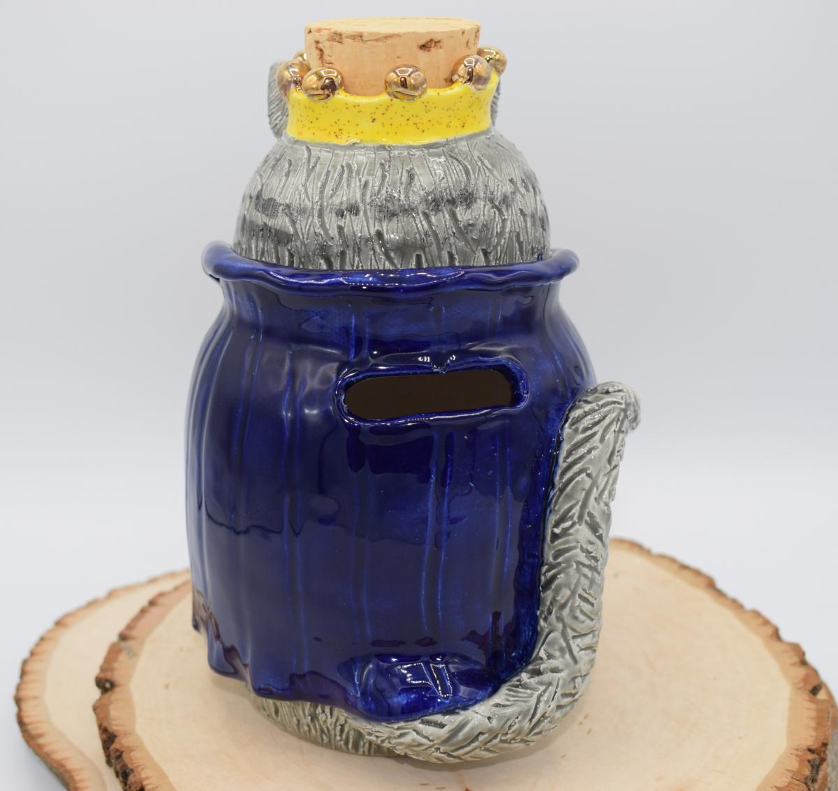 Pottery Cat King Bank picture