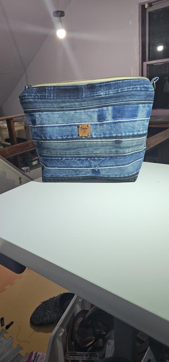 Denim handbag picture