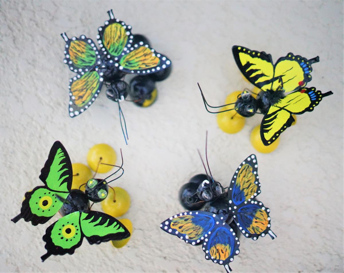 yard ornaments picture