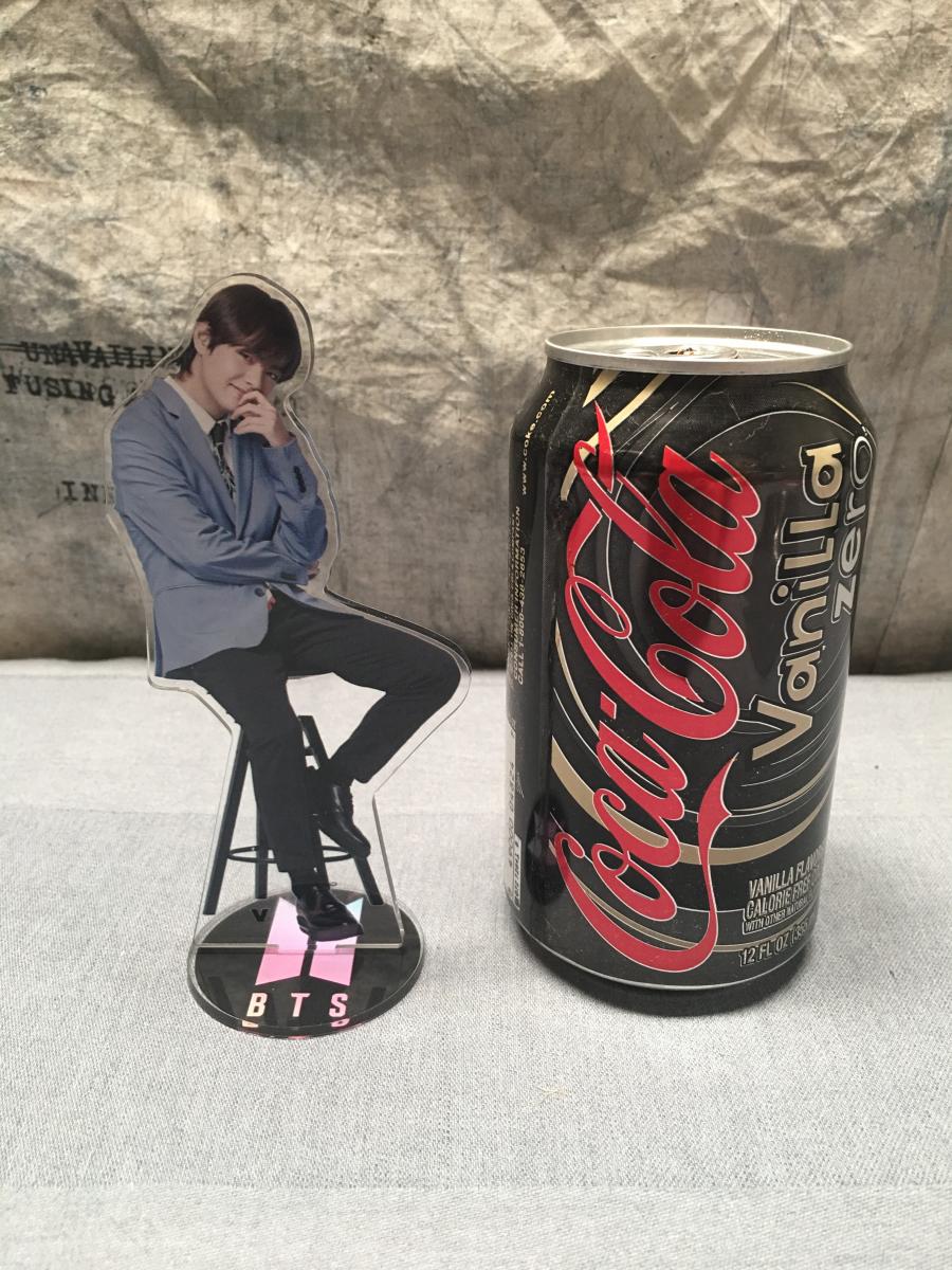 BTS V Tae-hyung acrylic stand picture