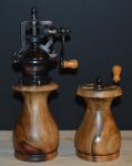 Red Elm Antique Replica Set