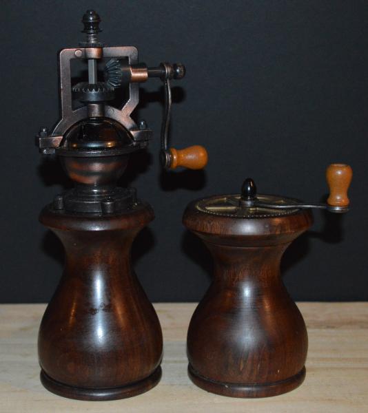 Walnut Antique Replica Set