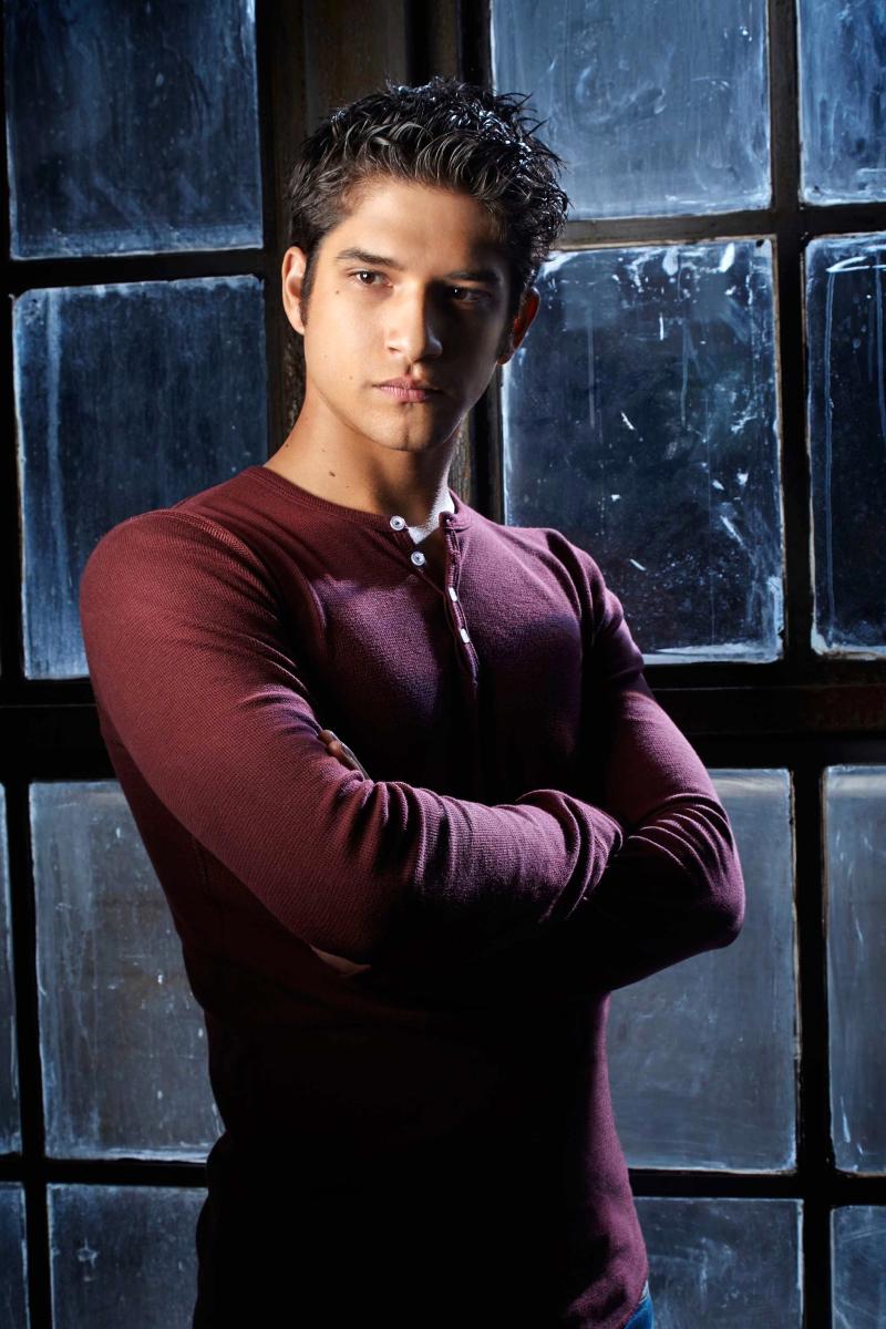 Tyler Posey GalaxyCon Richmond 2026 8x10/8x12 Autographs picture
