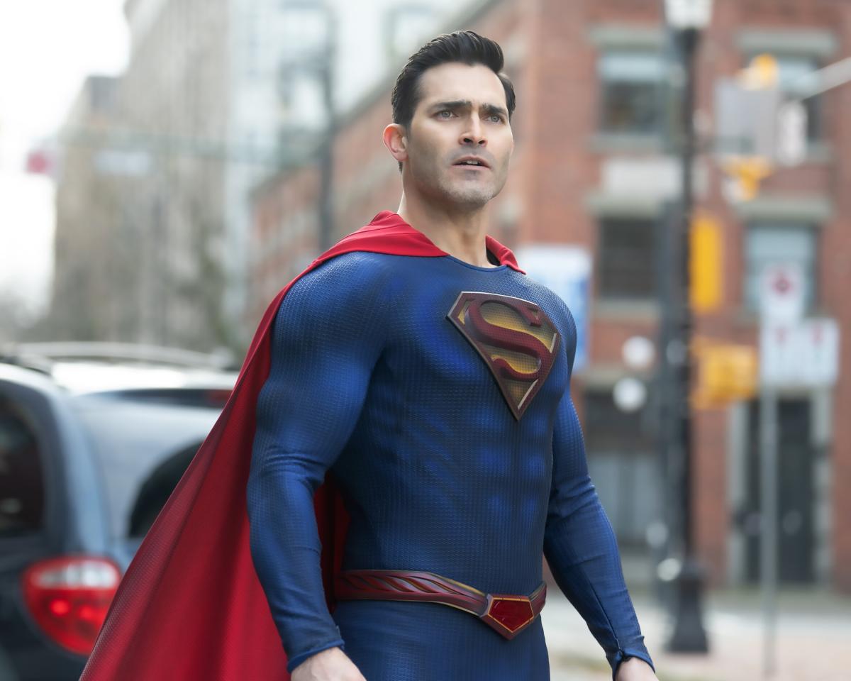 Tyler Hoechlin GalaxyCon Richmond 2026 8x10/8x12 Autographs picture