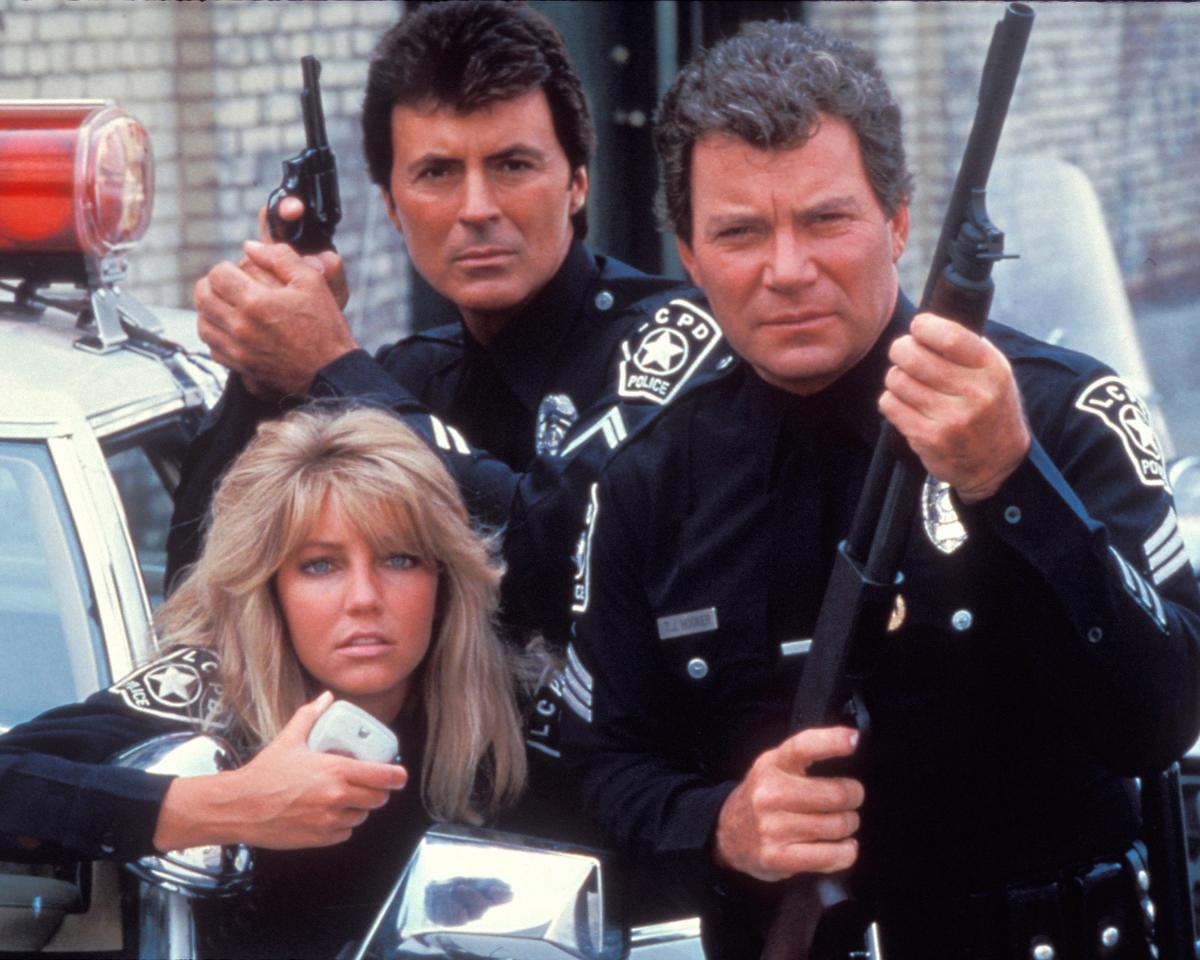 William Shatner GalaxyCon Richmond 2026 8x10/8x12 Autographs picture