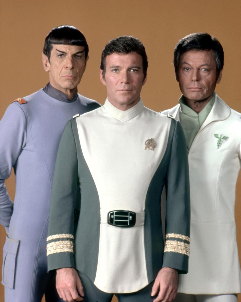 William Shatner GalaxyCon Richmond 2026 8x10/8x12 Autographs picture