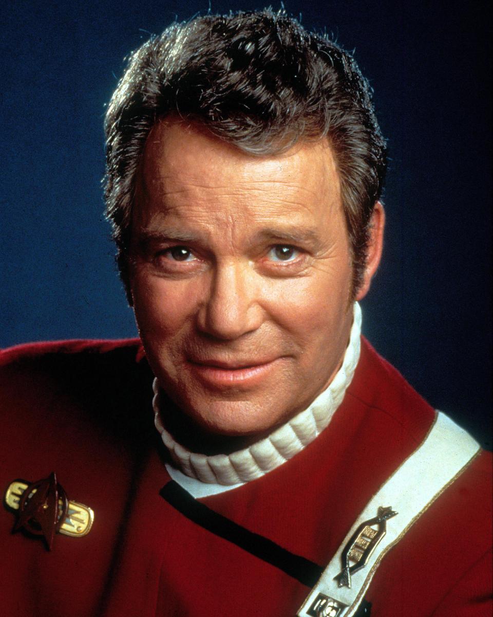 William Shatner GalaxyCon Richmond 2026 8x10/8x12 Autographs picture