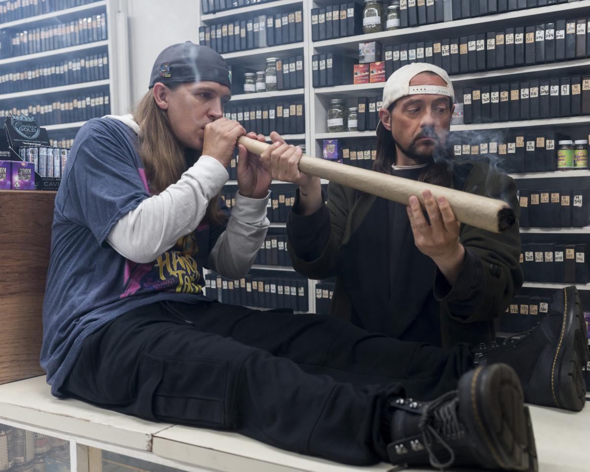 Jay and Silent Bob Duo GalaxyCon Richmond 2026 8x10/8x12 Autographs picture