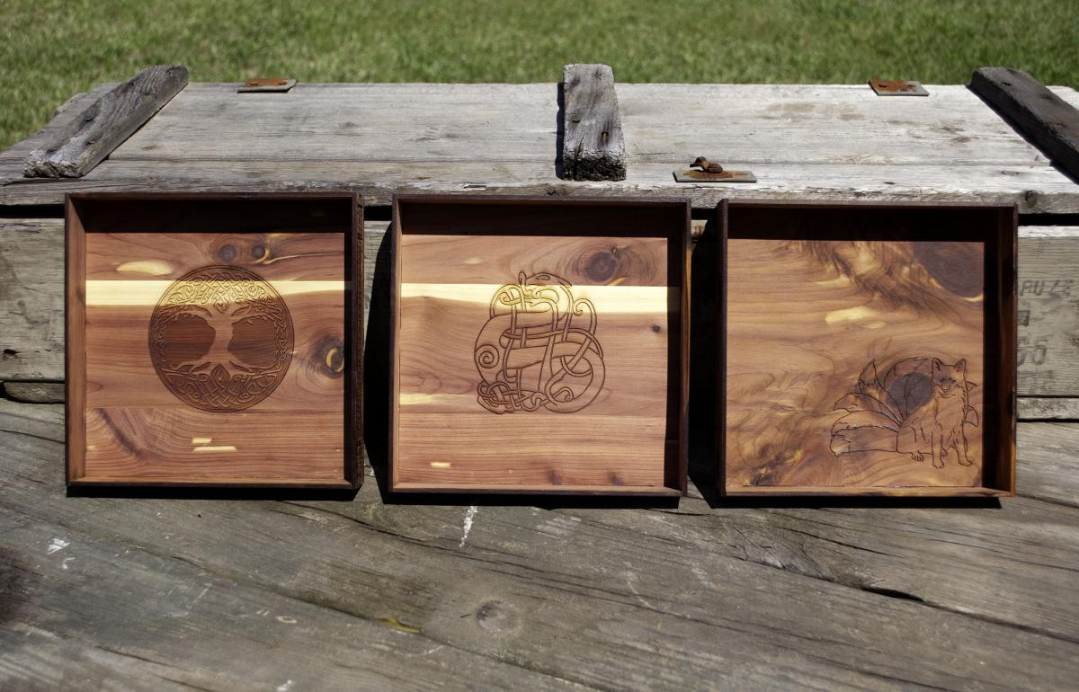 Engraved Dice Tray picture