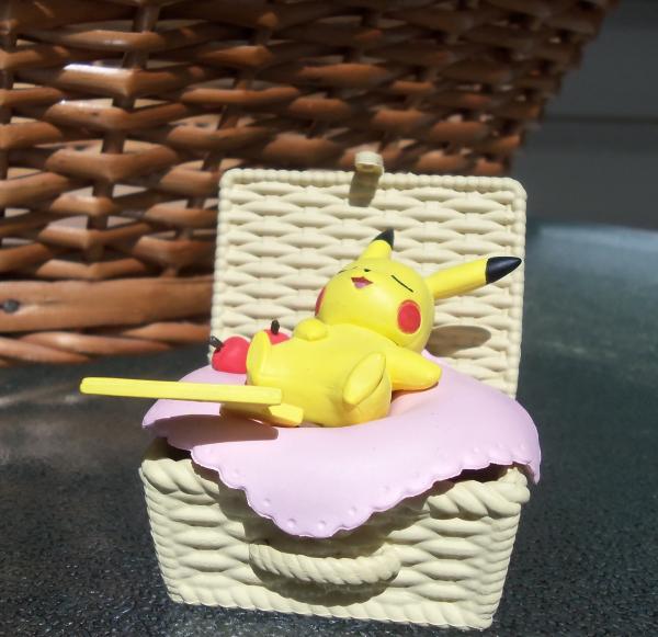 Pokemon Nap Basket Figures picture