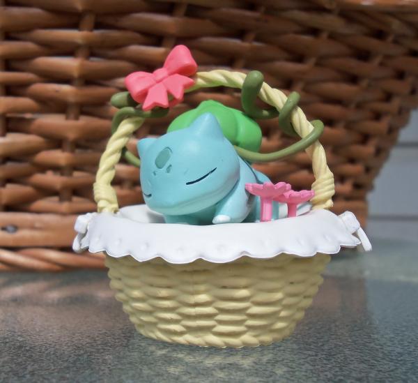 Pokemon Nap Basket Figures picture