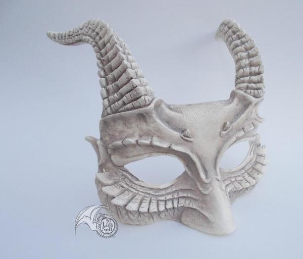 Horned Mask - Off White / Bone