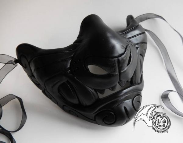 Mempo Mask - Black picture