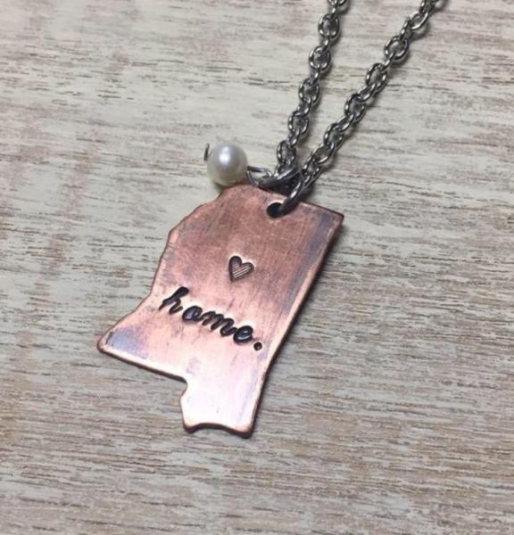 Mississippi Necklace picture