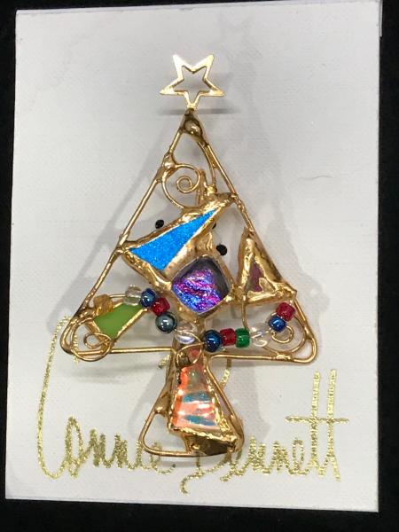Gold Christmas Tree Pin 256