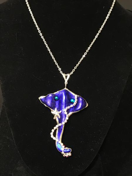 Necklace Stingray picture