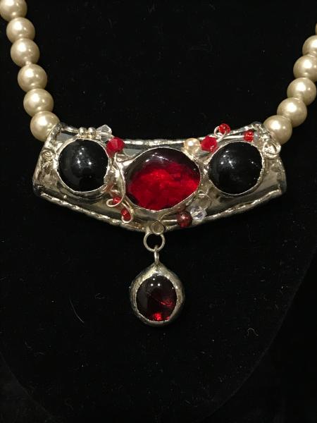 Necklace - Red/Black Scarf Slide on Water Pearls picture