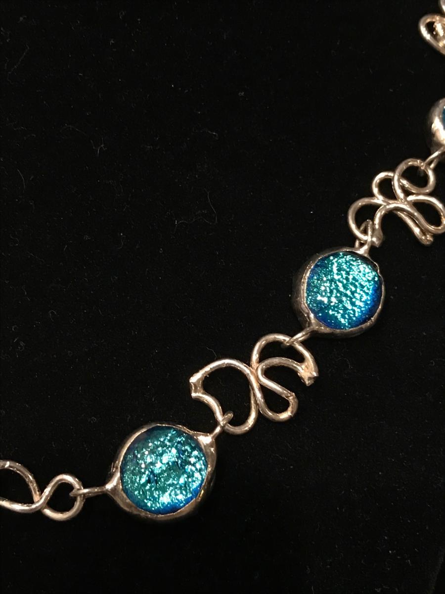 Necklace Scrolly aquas picture