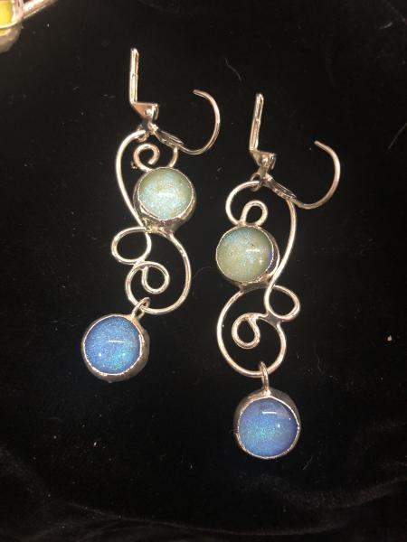 Blue & Pearl Drop Earrrings picture