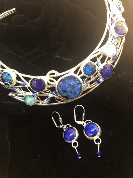 Blue Blends Lattice Collar & Earrings