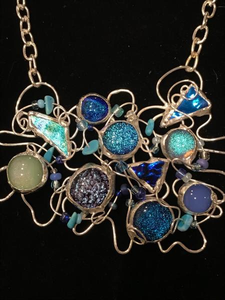 Necklace - Burst of Blues Abstract Wire picture