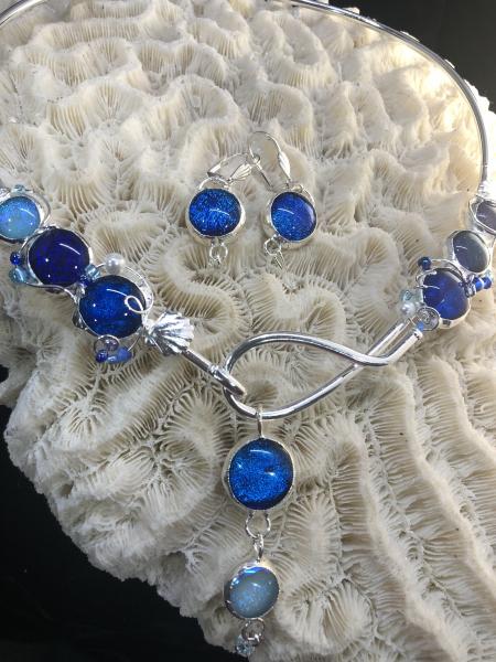 Silver Hinge Collar in Blues & Blue Earrings picture