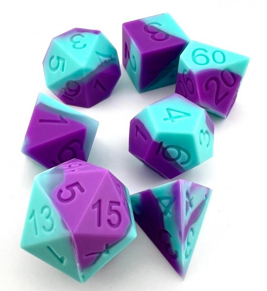 Silicone dice picture