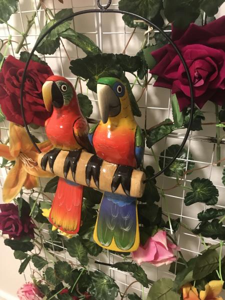 12" Wooden Double Couple Parrots