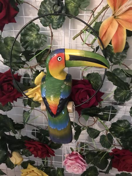 12'' Wooden carved Tucan